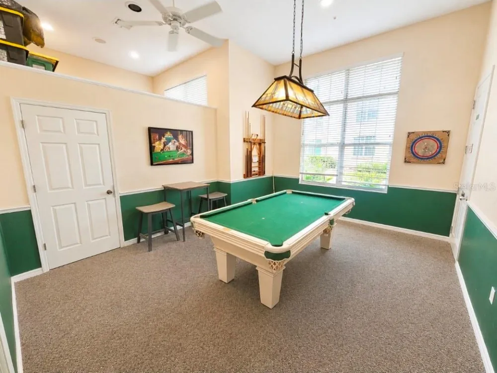 8360 WINGATE DRIVE #811 Sarasota, FL 34238