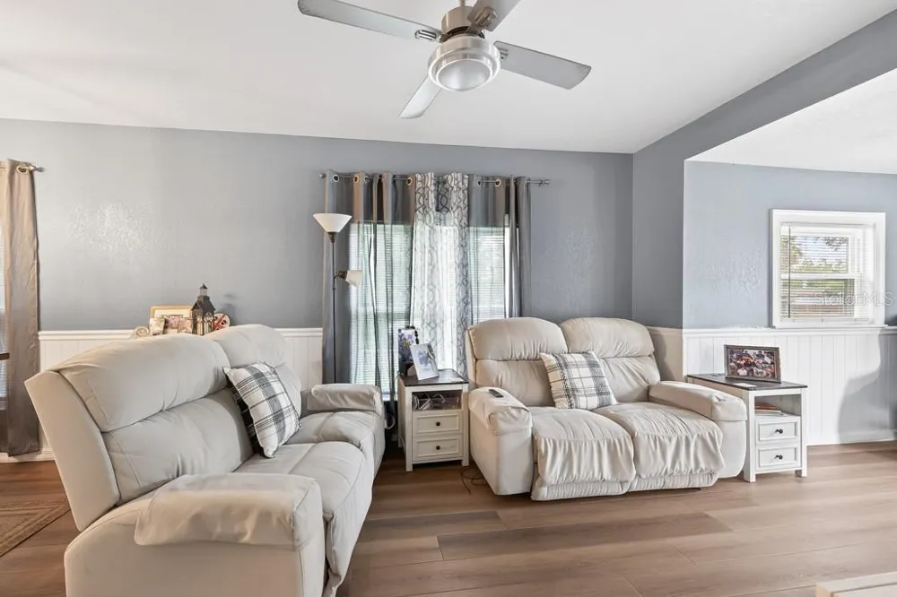 6101 ANNA AVENUE Gibsonton, FL 33534