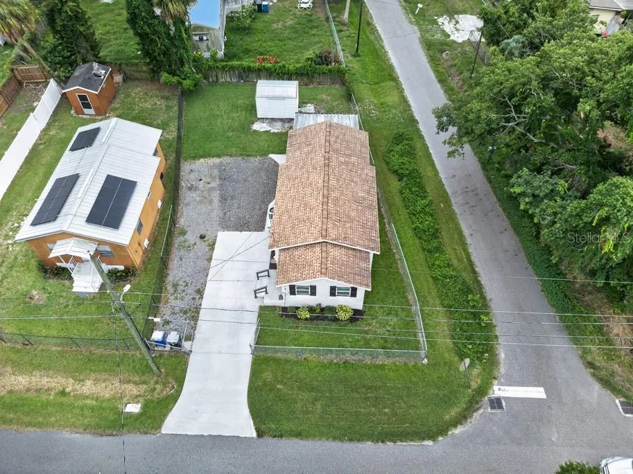 6101 ANNA AVENUE Gibsonton, FL 33534