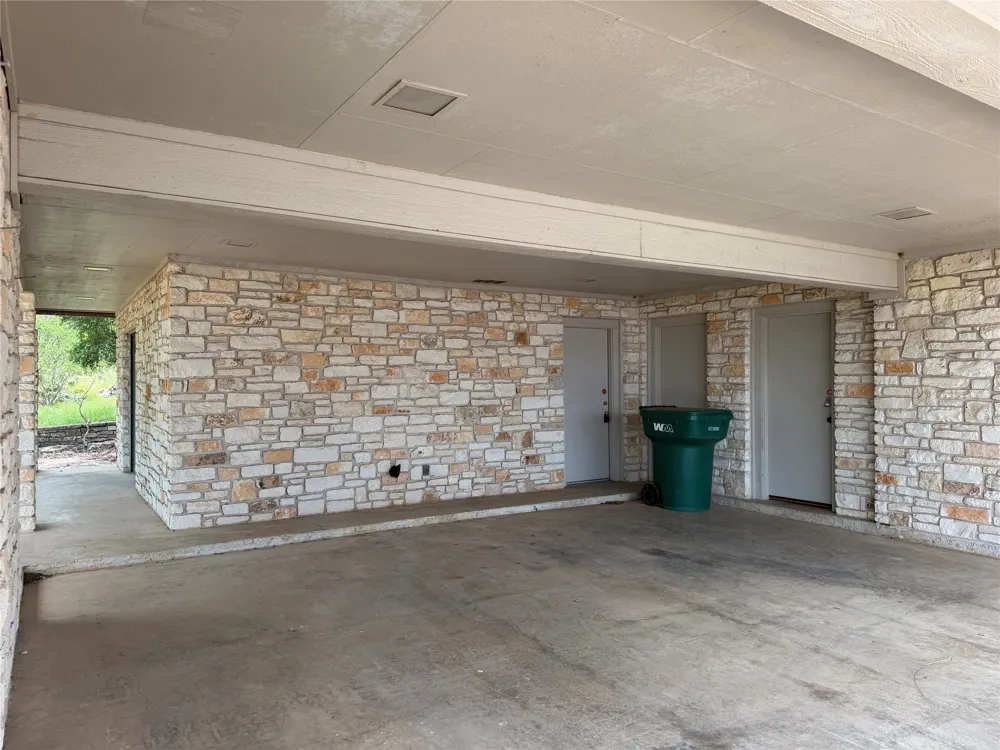 808 Ox Bow Horseshoe Bay, TX 78657