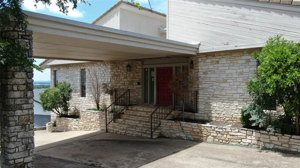 808 Ox Bow Horseshoe Bay, TX 78657