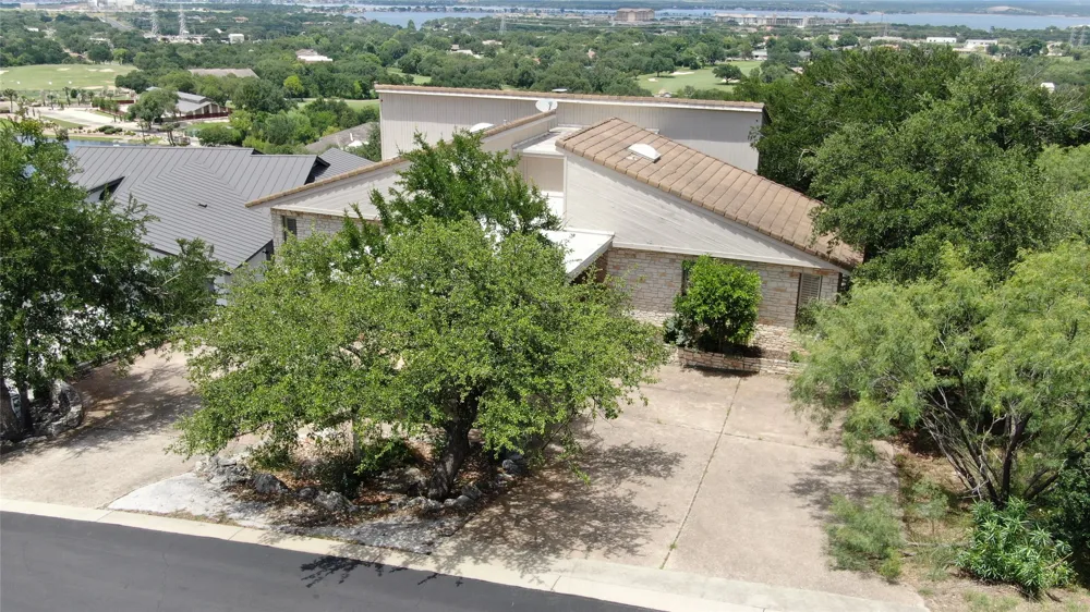 808 Ox Bow Horseshoe Bay, TX 78657