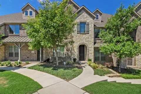 5208 Mcpherson Lane