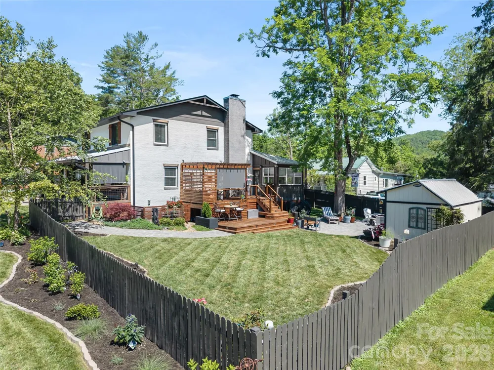 154 White Oak Lane Brevard, NC 28712
