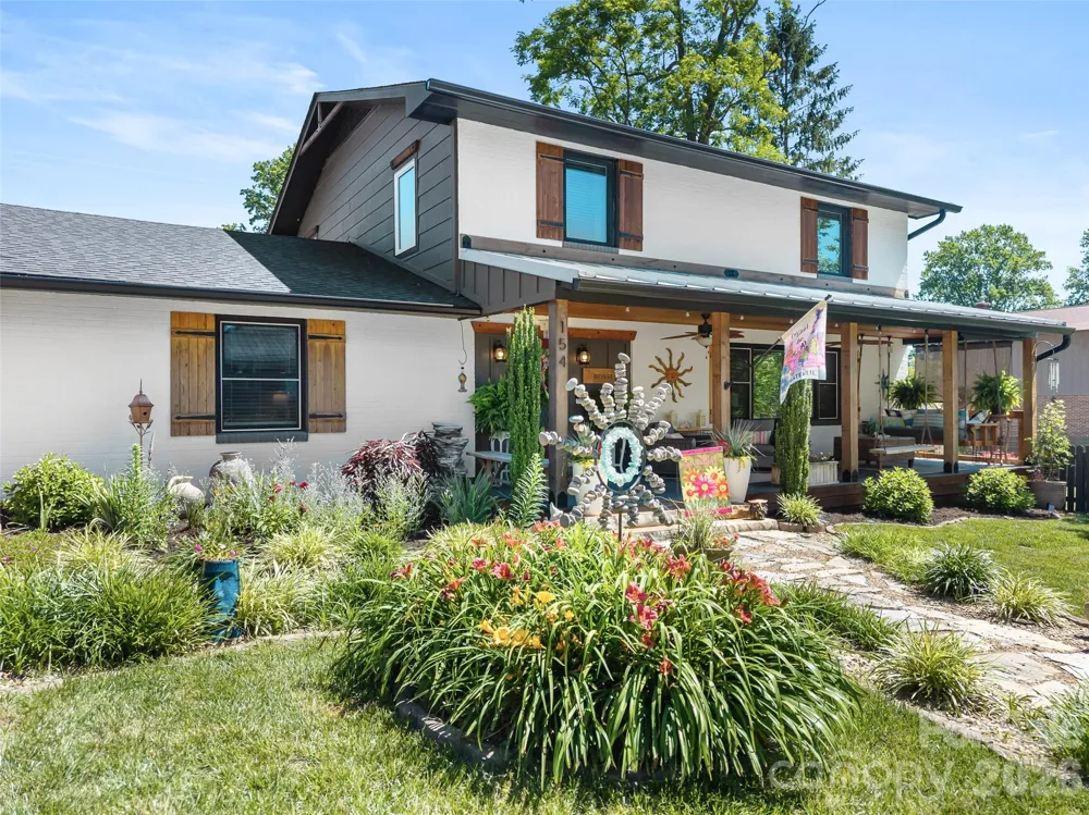 154 White Oak Lane Brevard, NC 28712