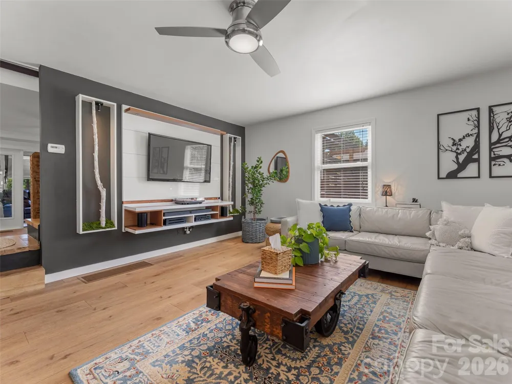 154 White Oak Lane Brevard, NC 28712