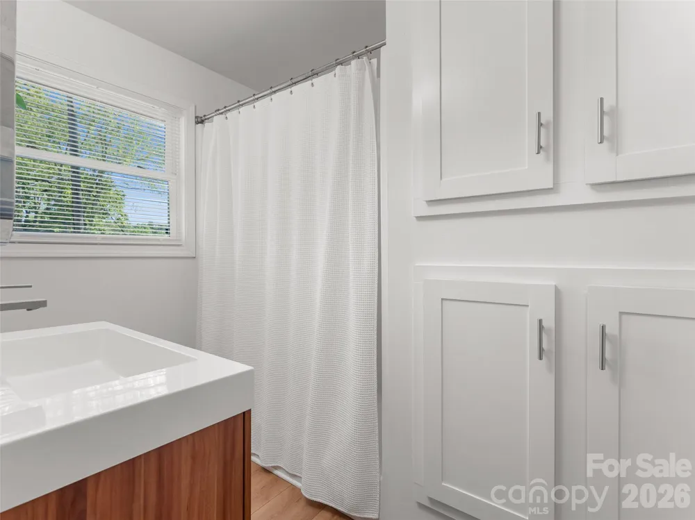 154 White Oak Lane Brevard, NC 28712