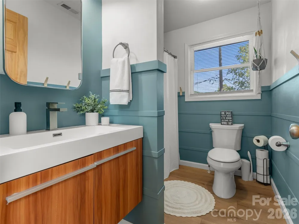 154 White Oak Lane Brevard, NC 28712