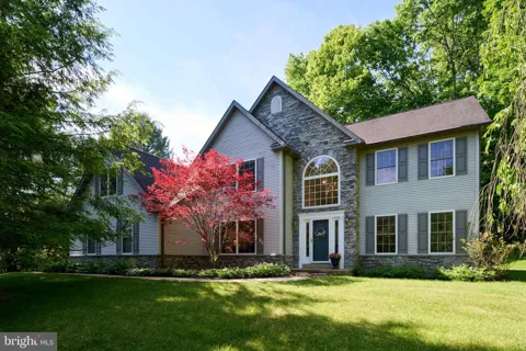 105 MONTAUK CIRCLE
