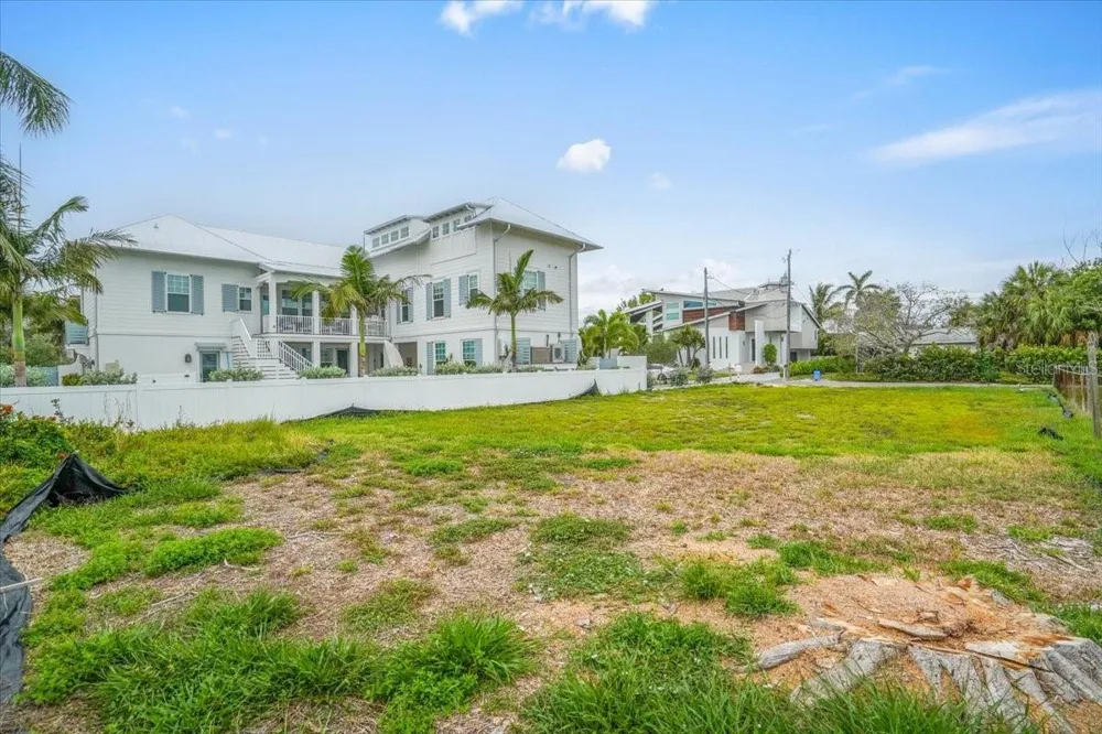 121 48TH STREET Holmes Beach, FL 34217