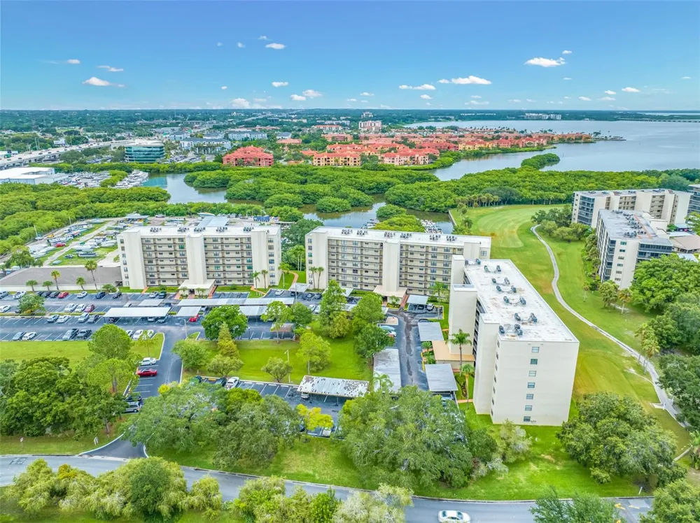 900 COVE CAY DRIVE #1F Clearwater, FL 33760