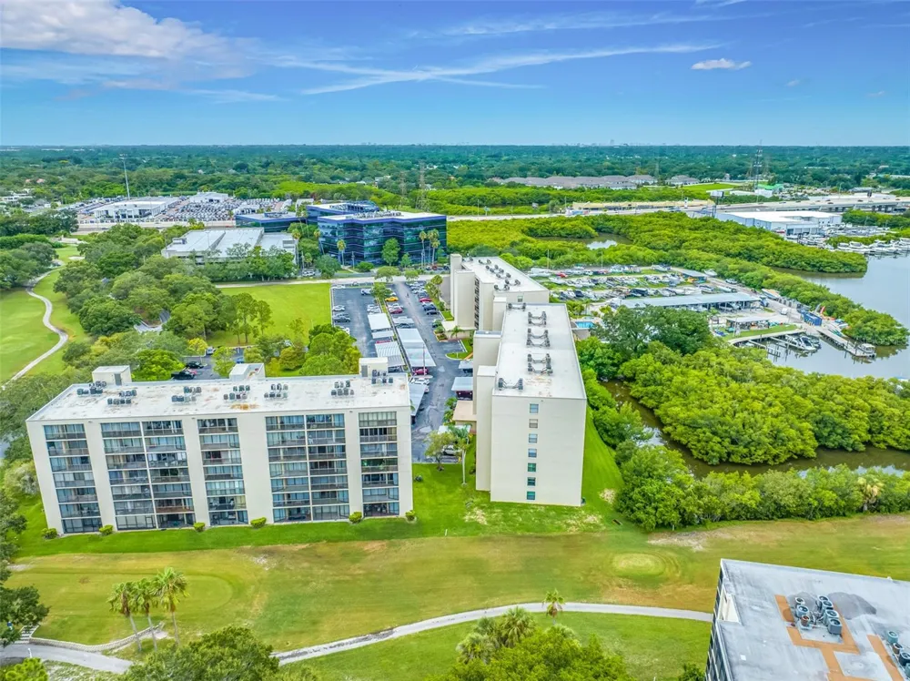 900 COVE CAY DRIVE #1F Clearwater, FL 33760