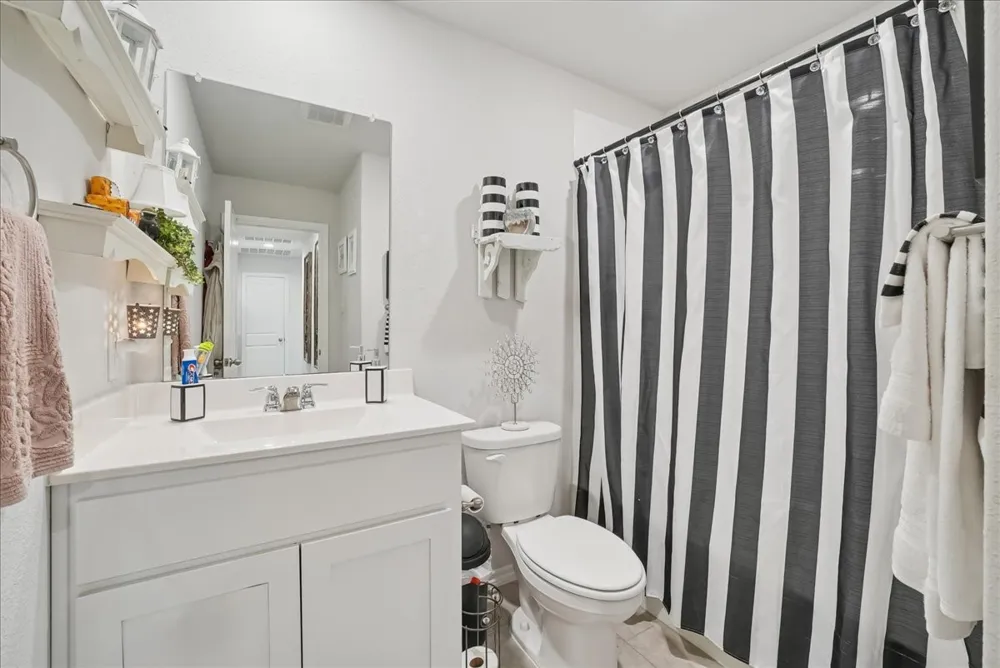 136 Greengate Drive Boyd, TX 76023