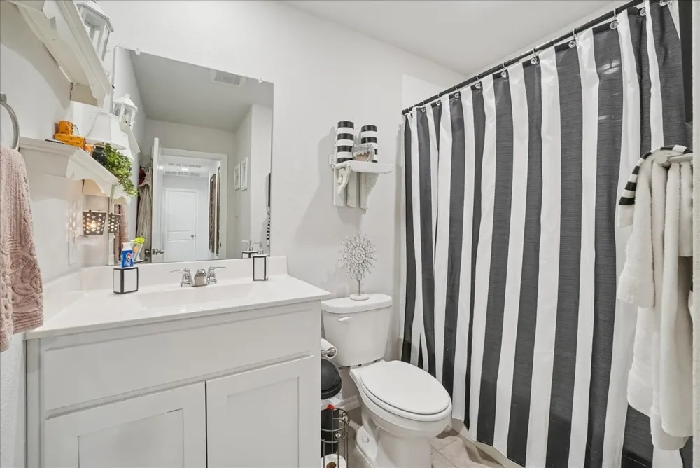 136 Greengate Drive Boyd, TX 76023