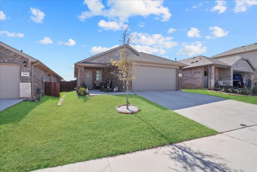 136 Greengate Drive Boyd, TX 76023