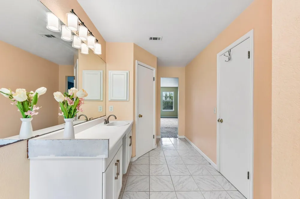 20802 Pacers Gait Lane Pflugerville, TX 78660