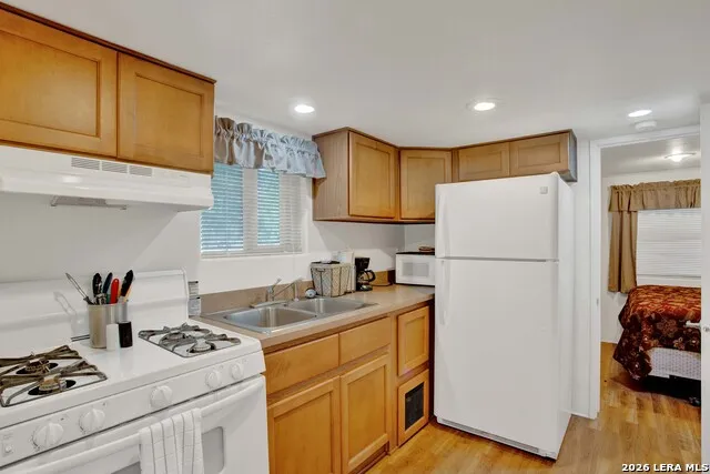 10207 E US Highway 290 Fredericksburg, TX 78624
