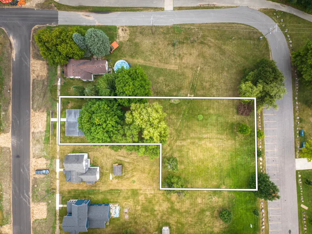 209 S River Street Evart, MI 49631