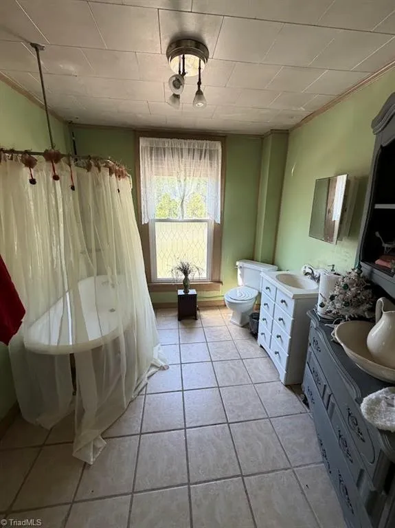2052 Moravian Falls Road Moravian Falls, NC 28654