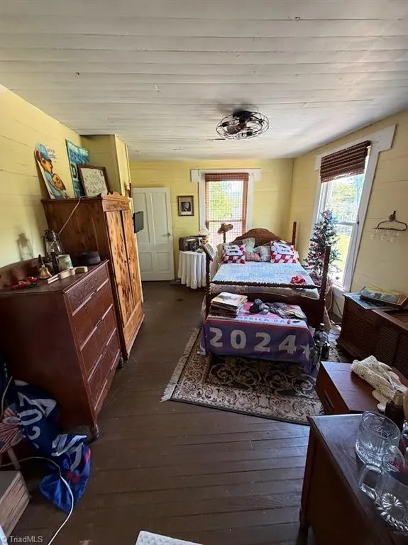 2052 Moravian Falls Road Moravian Falls, NC 28654