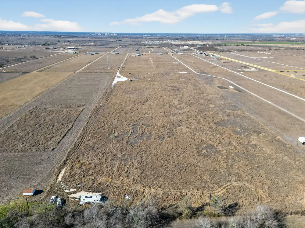 1557 Scull Road #Tract X San Marcos, TX 78666