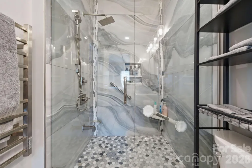 112 B Davenport Drive Statesville, NC 28677