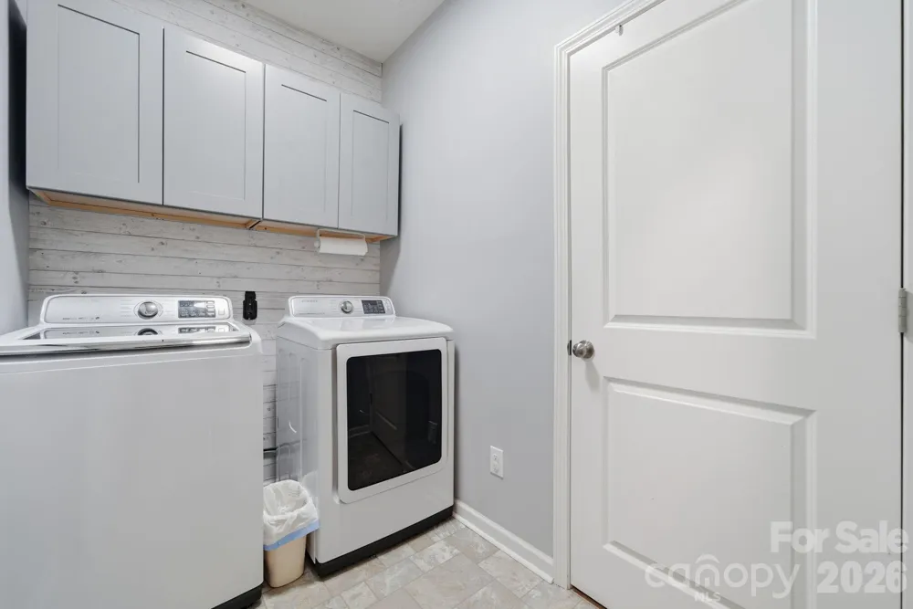 112 B Davenport Drive Statesville, NC 28677
