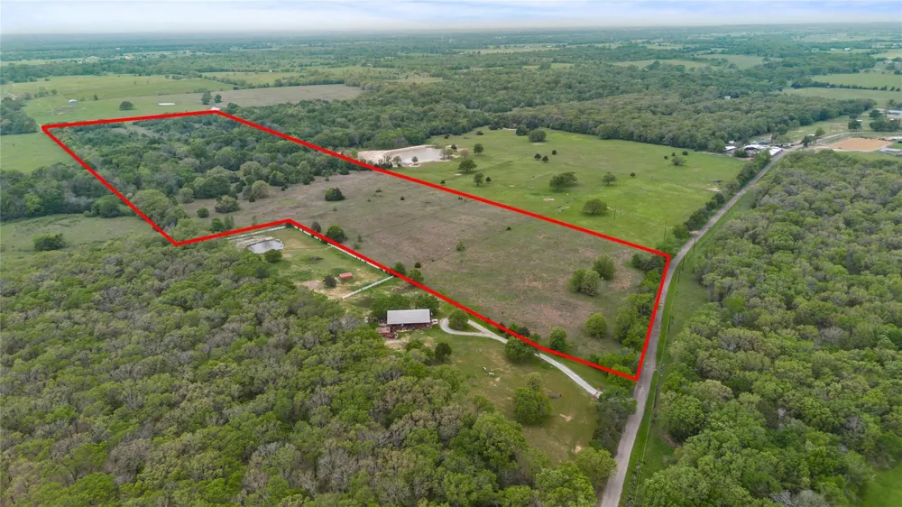 549 County Road 1127 Cumby, TX 75433