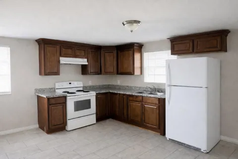 706 Harris Avenue #4