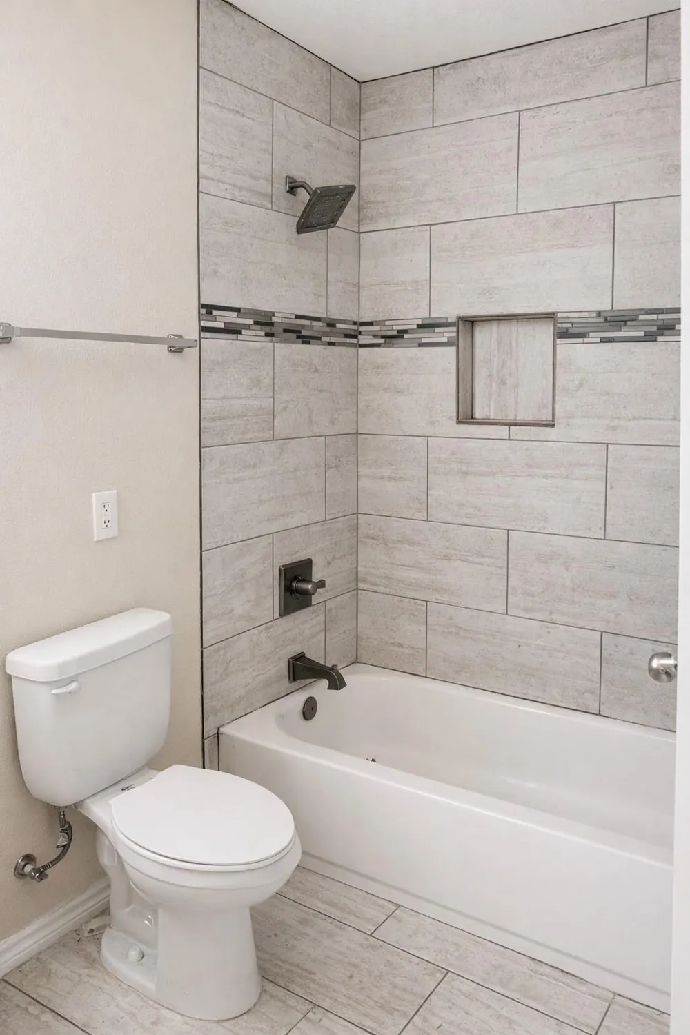 706 Harris Avenue #4 Pasadena, TX 77506