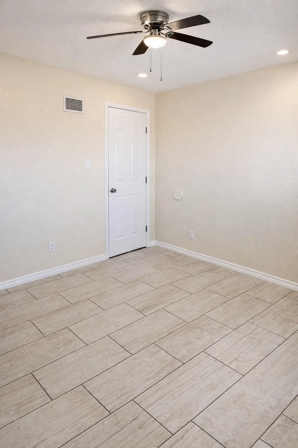 706 Harris Avenue #4 Pasadena, TX 77506