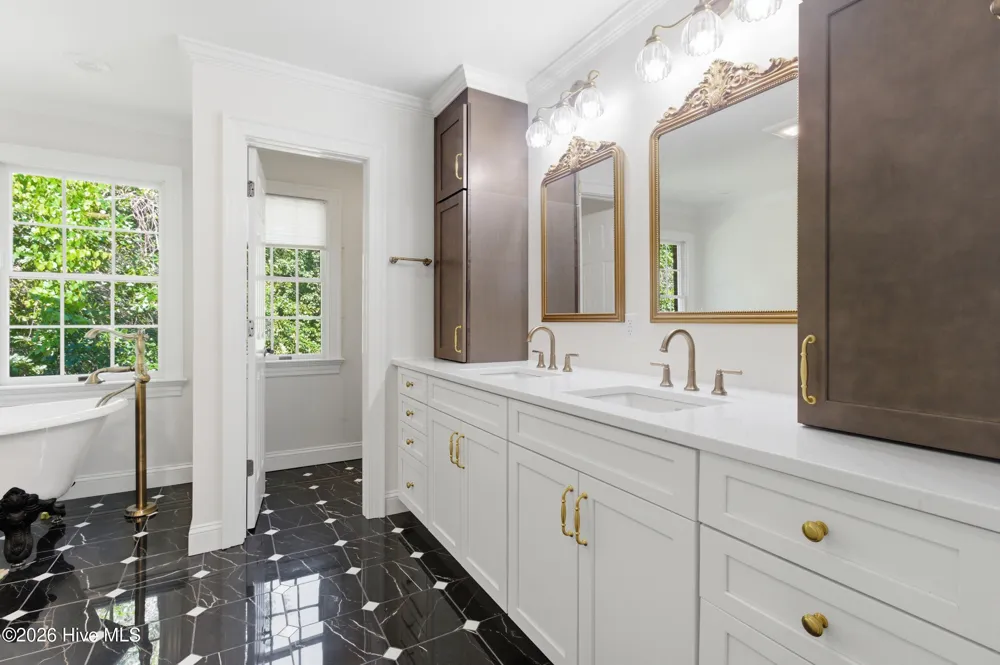 3505 Barons Way Trent Woods, NC 28562