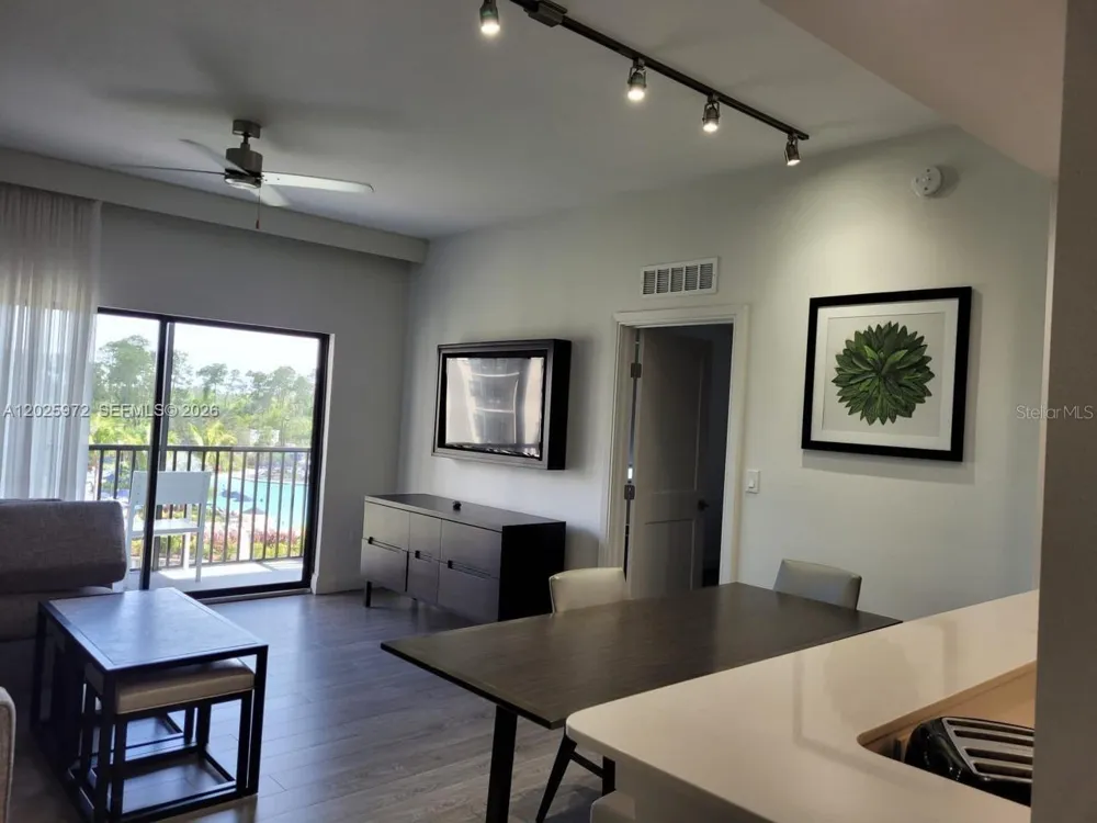 14501 GROVE RESORT AVENUE #3425 Winter Garden, FL 34787