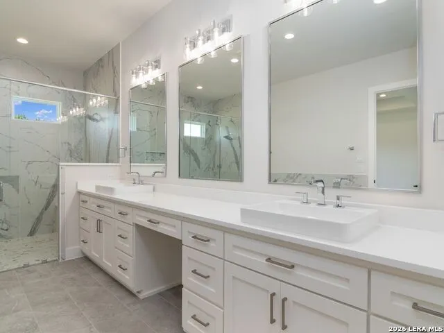 34 Vintage Trace San Antonio, TX 78257