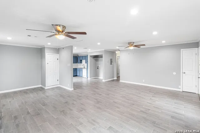 4334 HICKORY HILL DR Kirby, TX 78219