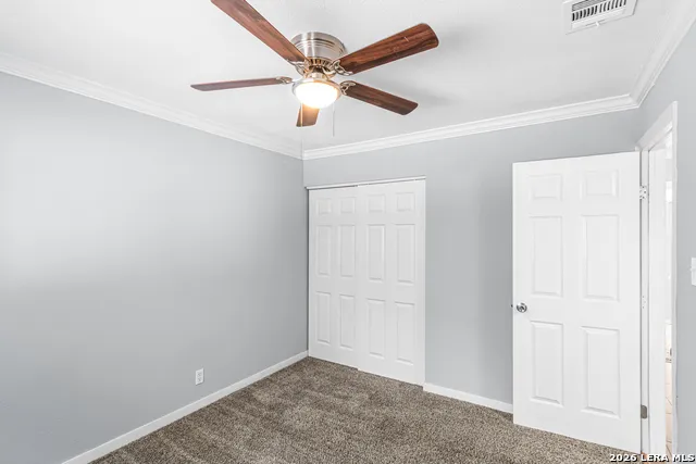 4334 HICKORY HILL DR Kirby, TX 78219