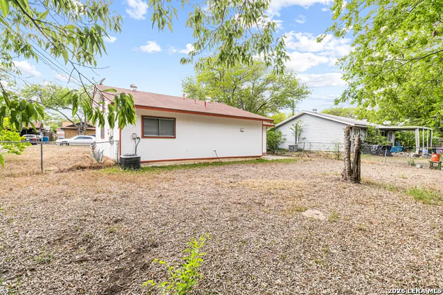 4334 HICKORY HILL DR Kirby, TX 78219
