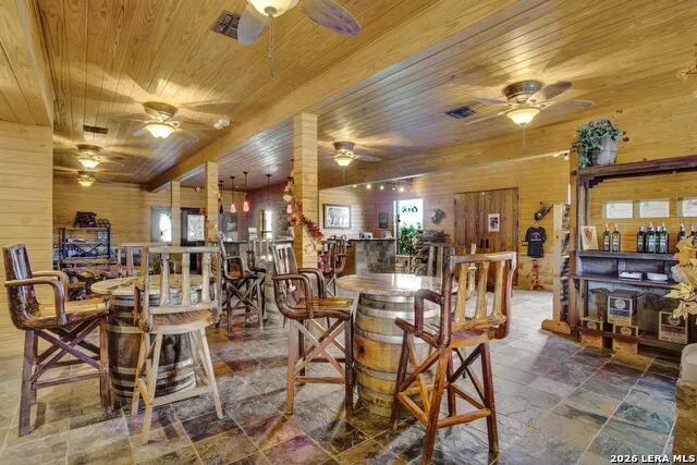 10207 E US Hwy 290 Fredericksburg, TX 78624