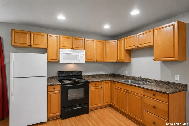 10207 E US Hwy 290 Fredericksburg, TX 78624