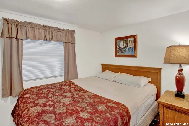 10207 E US Hwy 290 Fredericksburg, TX 78624