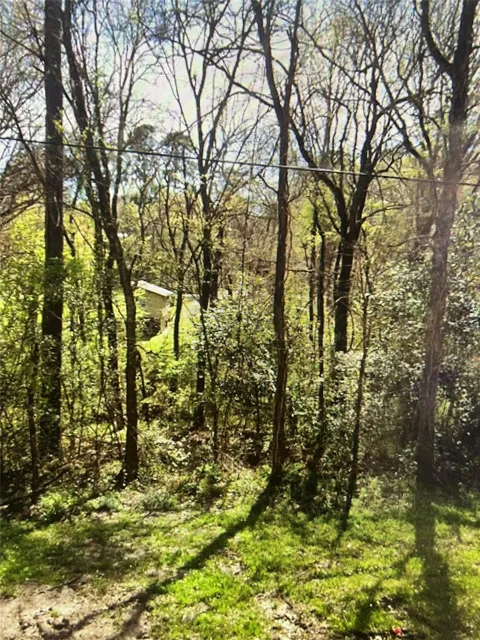 8 White Oak Drive