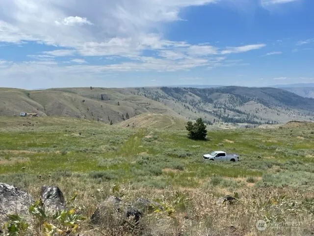 1 Alta Vista Way Orondo, WA 98816