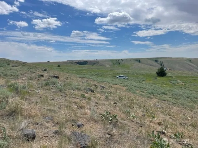 1 Alta Vista Way Orondo, WA 98816