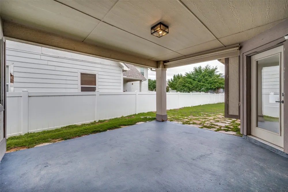 1128 Cotton Exchange Drive Savannah, TX 76227