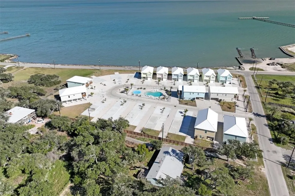 131 Seven Palms Drive Fulton, TX 78358