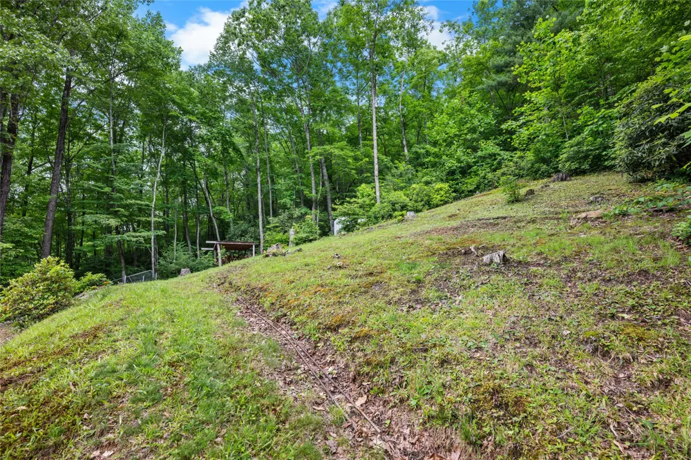125 Round Mountain Road Brevard, NC 28712