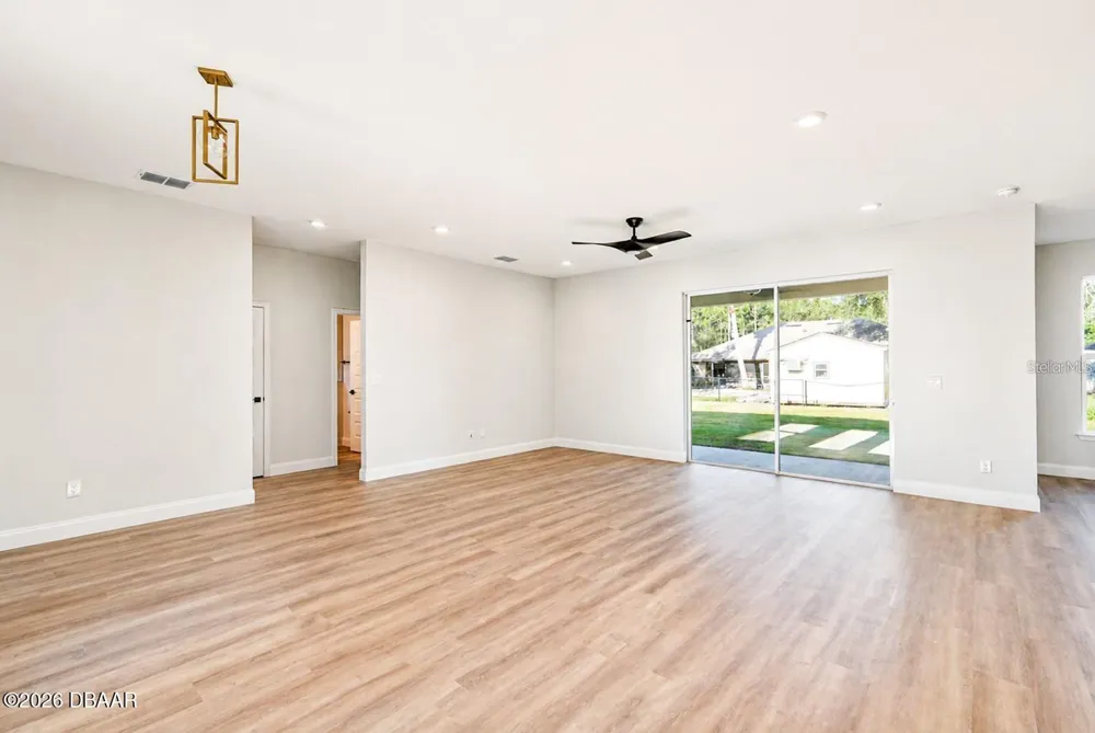 14 Renshaw Drive Palm Coast, FL 32164