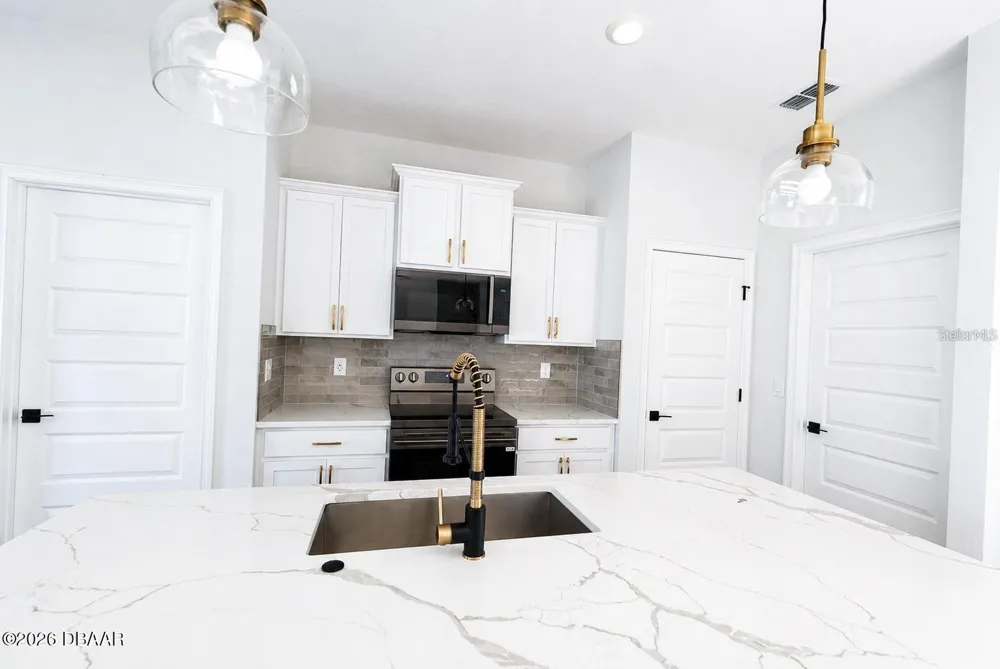 14 Renshaw Drive Palm Coast, FL 32164