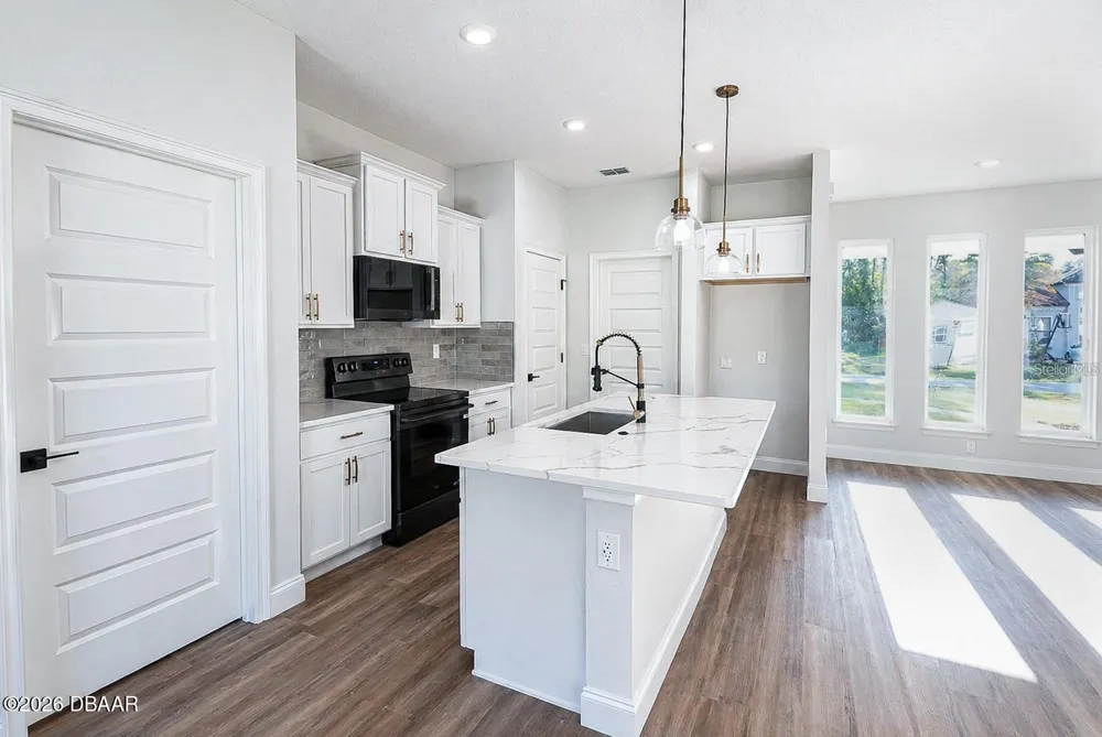 14 Renshaw Drive Palm Coast, FL 32164
