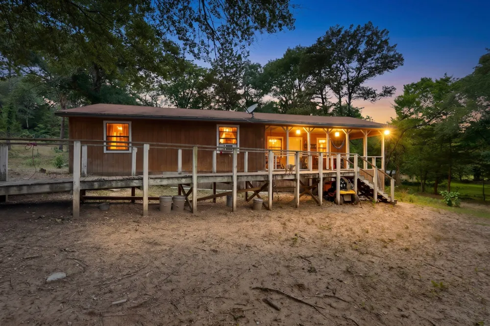 10823 Lakeview Trail Quinlan, TX 75474